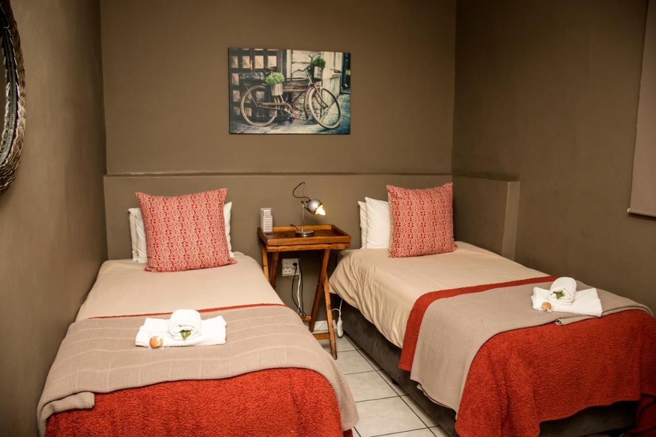Die Herehuis Beaufort West Luaran gambar